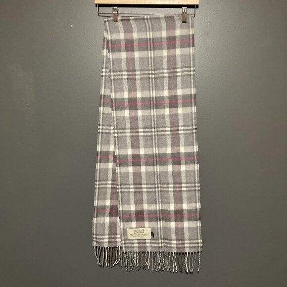 Aran Island Sweater Market Ireland Plaid Wool Rectangle Scarf Fringe Pink Grey - Picture 6 of 6